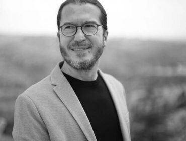 Prof Dr Emrah Altıparmak (21)
