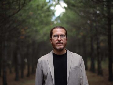 Prof Dr Emrah Altıparmak (25)